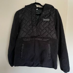Columbia quilted Sherpa pullover
